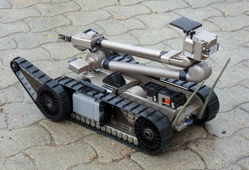 Un PackBot, un robot militar diseñado para operar en lugares de difícil acceso o desactivar explosivos