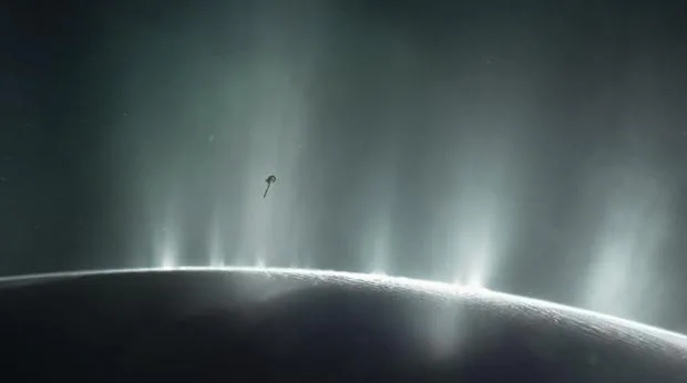 El océano subterráneo de Encélado, un «banquete» para la vida extraterrestre