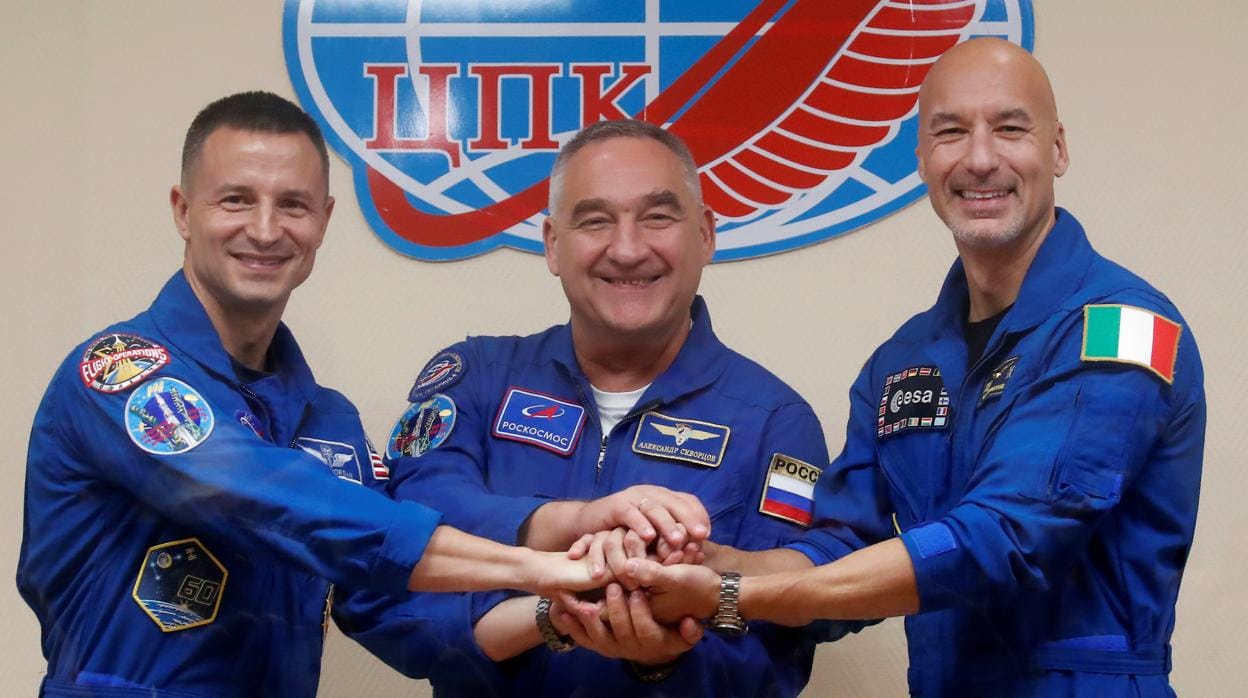 Los astronautas Andrew Morgan, Alexander Skvortsov y Luca Parmitano