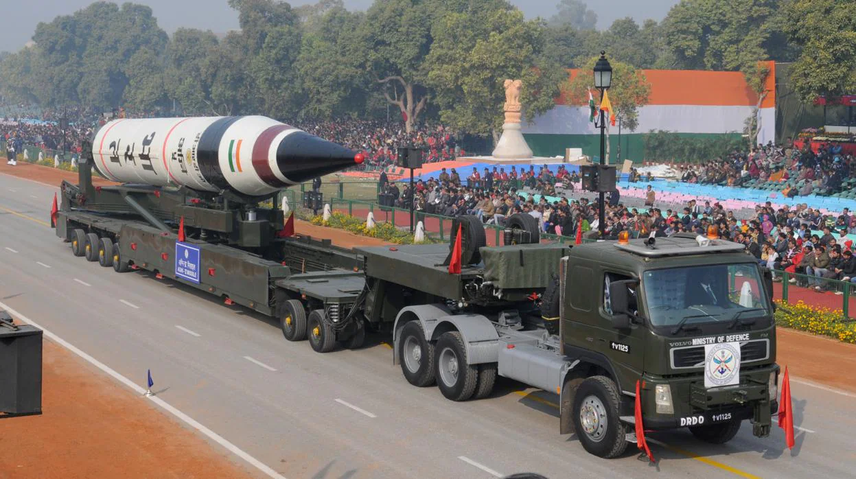 Exhibición de un misil balístico con capacidad nuclear en Nueva Delhi, India, en 2013