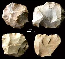Herramientas de piedra encontradas en Dhaba que se corresponden con los niveles de supererupción volcánica de Toba