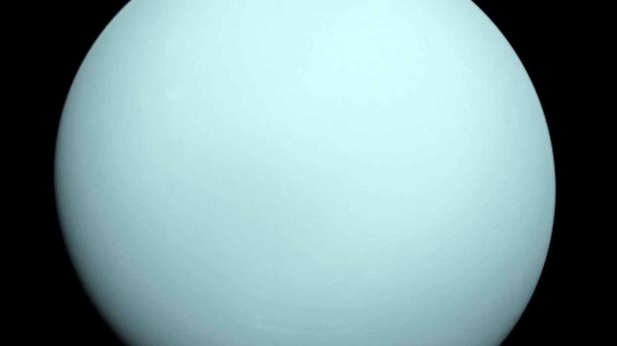 Superficie de Urano en color real