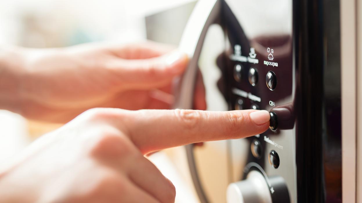 Cómo el microondas se inventó para luchar contra los nazis