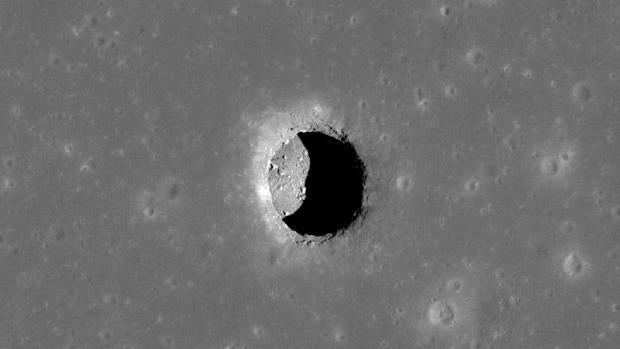 ¿Construirán los humanos ciudades subterráneas en la Luna?