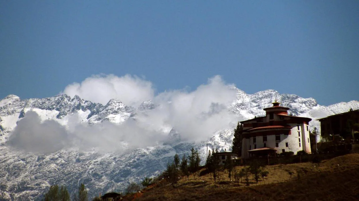 El Ta Dzong con vistas al valle de Paro, en el oeste de Bhután