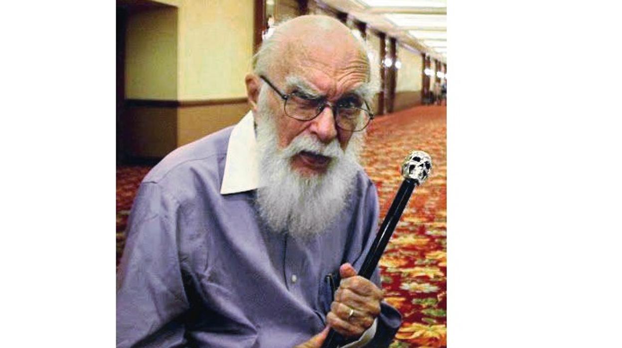 El matemático James Randi, en 2014, recientemente fallecido