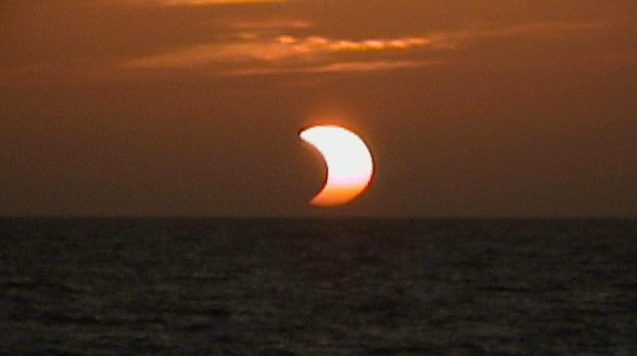 Imagen de un eclipse parcial