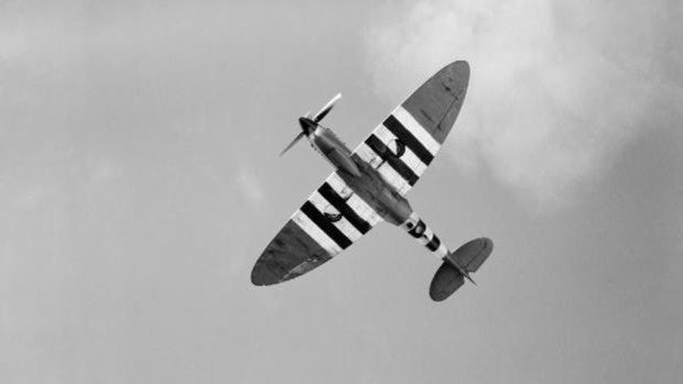 El piloto del Spitfire que revolucionó la operación de cataratas