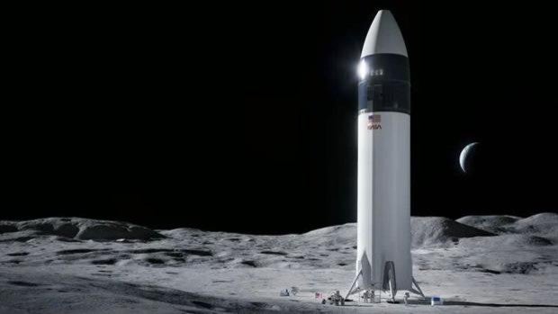 SpaceX afirma que estará lista para enviar personas a la Luna antes de 2024