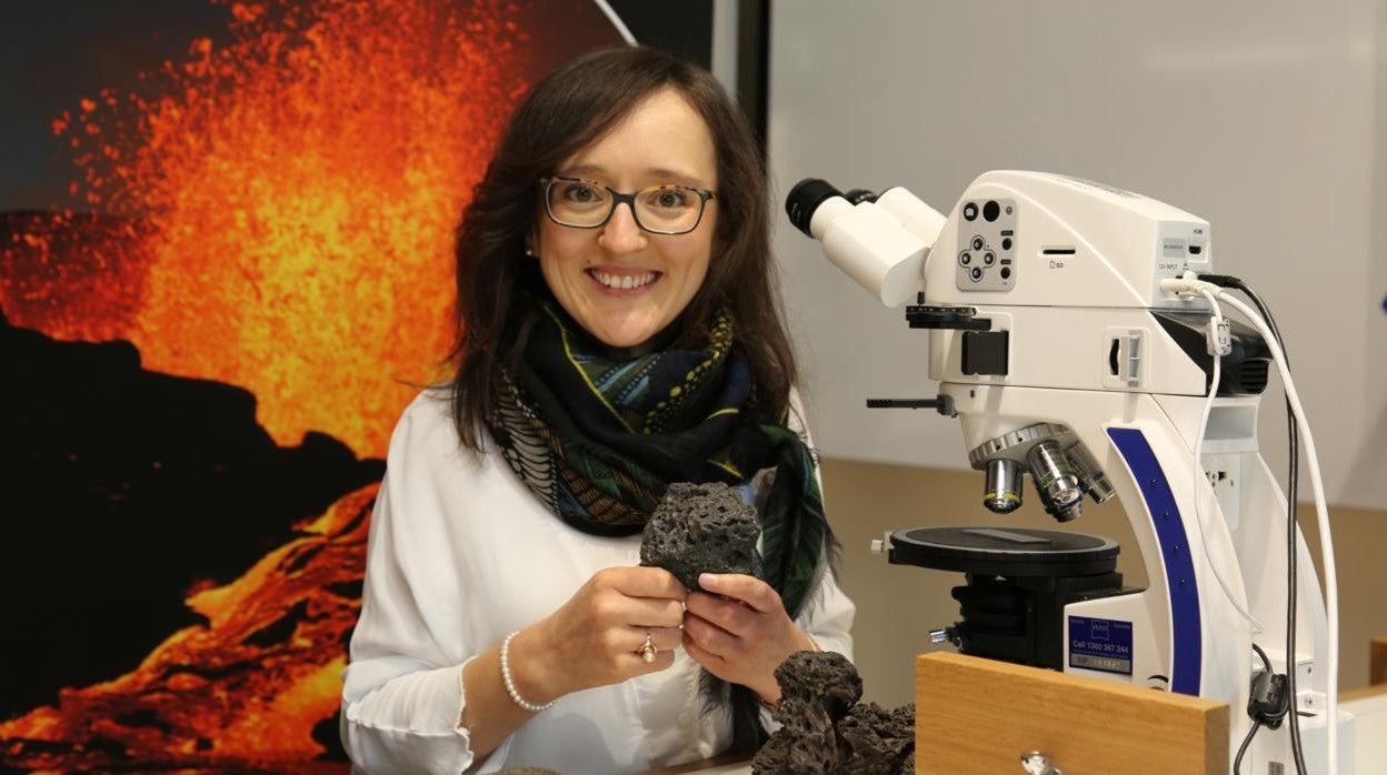 La vulcanóloga Teresa Ubide