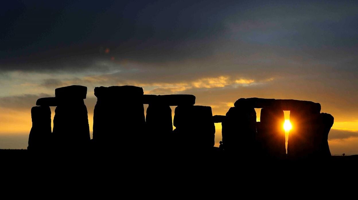 El monumento prehistórico de Stonehenge en Wiltshire, Reino Unido