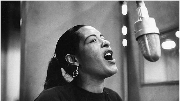 Billie Holiday, cuya canción «Strange Fruit» es un alegato contra la esclavitud