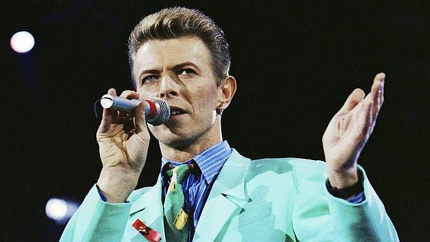 David Bowie, durante un concierto de homenaje a Freddie Mercury en el estadio de Wembley de Londres en 1992