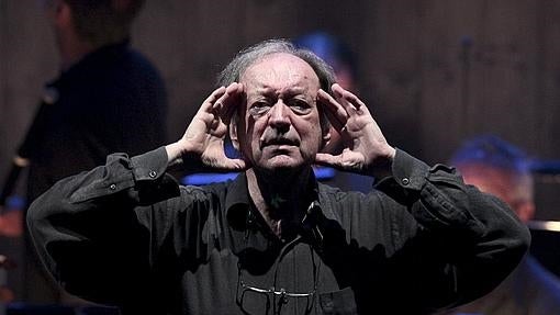 Harnoncourt, en un ensayo en el Festival de Salzburgo en 2012