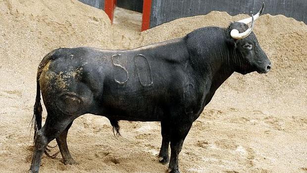 Pendientes del cielo de Sevilla en el sorteo de los toros de Tornay