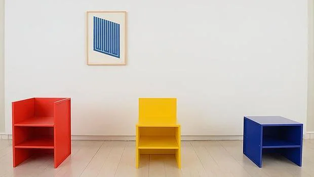 Muebles y grabados de Donald Judd, a la venta en Madrid