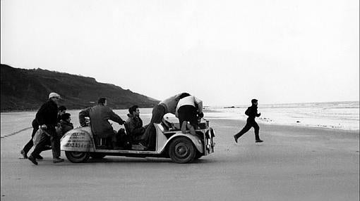 Rodaje de «Los 400 golpes» con la cámara sobre un descapotable