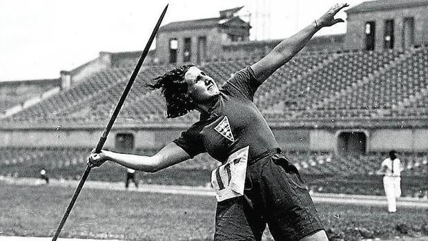 Además de escritora, Ana María Martínez Sagi fue campeona de España de jabalina