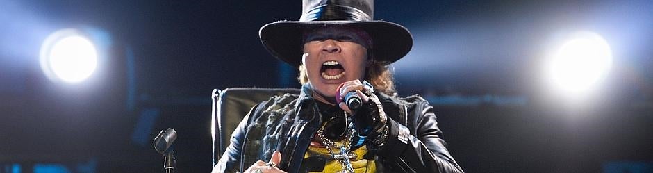 Axl Rose, durante su actuación anoche en Lisboa