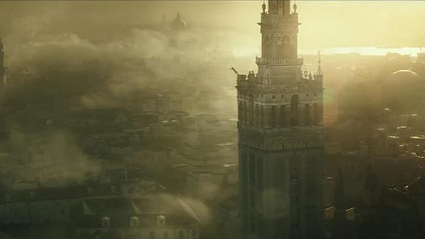 La Giralda de Sevilla, en un fotograma de la adaptación cinematográfica de «Assassin's Creed»