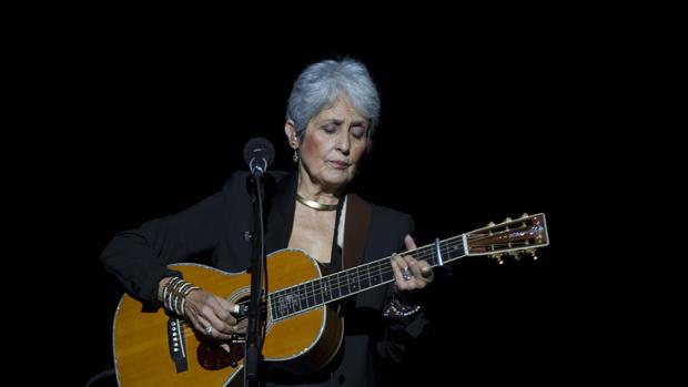 Joan Baez: «A Donald Trump solo le importan los hombres blancos»