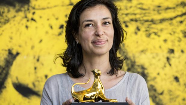 La directora de «Godless» recoge el Leopardo de Oro en Locarno