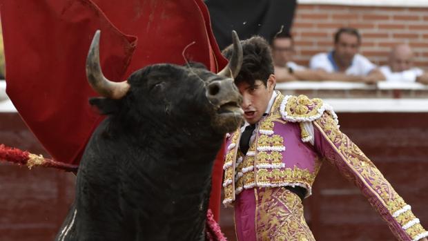 López Simón corta cuatro orejas en su encerrona en Sanse