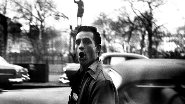 Jack Kerouac, fotografiado por su compañero de la Generación Beat Allen Ginsberg