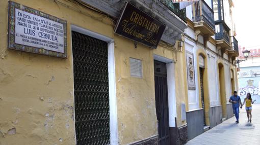 La casa natal de Luis Cernuda, en la sevillana calle Acetres