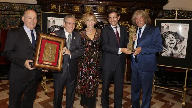 Julio Cuesta, Antonio Murciano, Mª Ángeles Rodríguez de Trujillo, Jorge Paradela y José Mercé