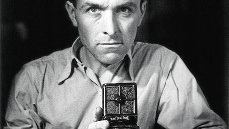 «Autorretrato con Rolleiflex»