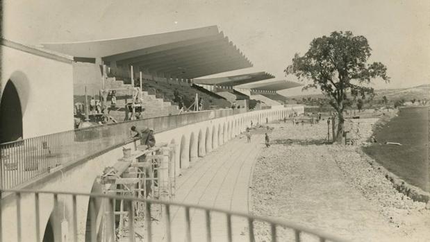 Obras del Hipódromo de la Zarzuela en 1941, antes de su inauguración