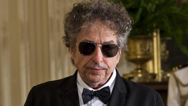 Bob Dylan no acudirá a recoger el Nobel de Literatura