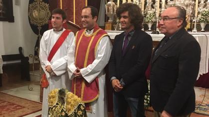 Morante de la Puebla, durante el acto de entrega del traje de luces