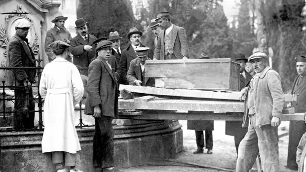 Los restos de Goya fueron exhumados del Panteón de Hombres Ilustres y trasladados a San Antonio de la Florida en 1919
