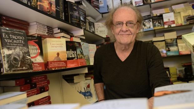 Luis Eduardo Aute, fotografiado en la pasada edición de la feria del libro de Madrid