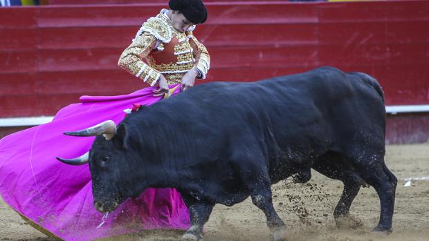 Ginés Marín, con el último de la tarde