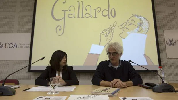 La periodista Ana Mendoza y el historietista Miguel Gallardo
