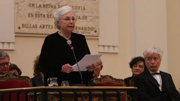 Josefina Molina, durante su discurso