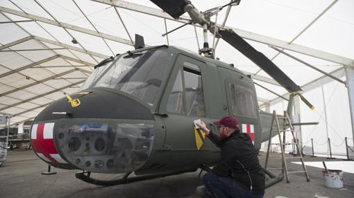 Detalle del Helicóptero UH-1 del Ejército americano