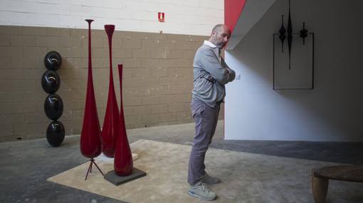 Villanueva, en actitud reverencial