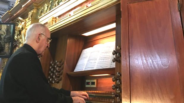 El organista de la Catedral, el padre José Enrique Ayarra, interpretará partituras relacionadas con el pintor