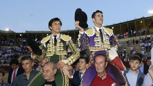 Puerta grande para Roca Rey y Talavante en Jerez