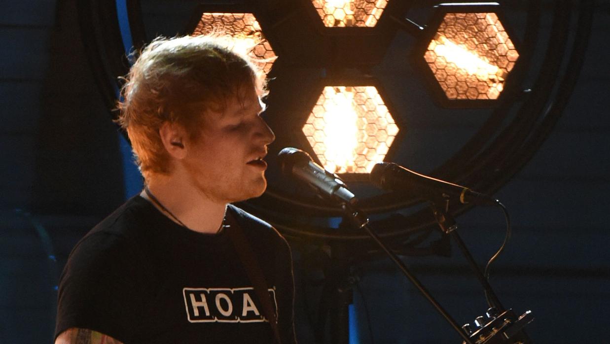 Ed Sheeran durante una de sus actuaciones