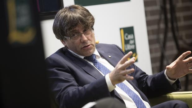 Bildu invita a Puigdemont al Chupinazo de los Sanfermines