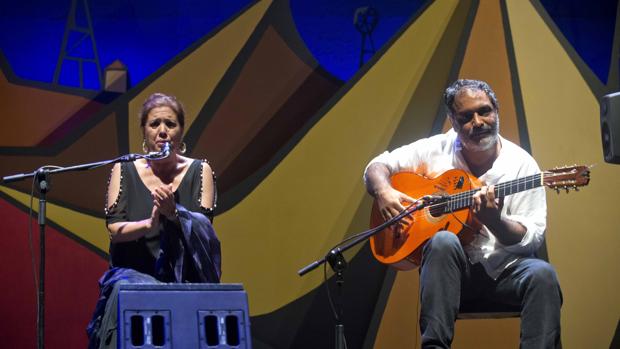 Lole Montoya triunfa en el Festival del Cante de las Minas