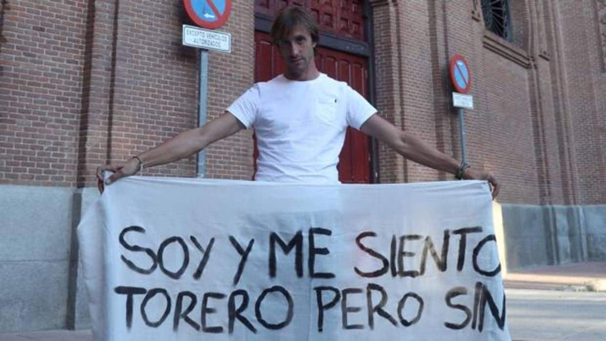 El novillero sevillano Javier Velázquez ha pasado casi 40 horas de huelga de hambre en Las Ventas