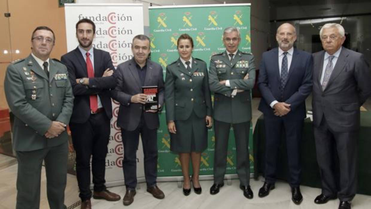 Fernando Mora Moret, Gonzalo Araluce, Lorenzo Silva, Manuela Simón, Manuel Sánchez, Ricardo Gil-Toresano, Francisco Herrero