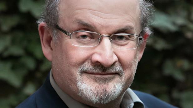 Salman Rushdie: «Toda Europa padece los efectos de la obsesión por la identidad»