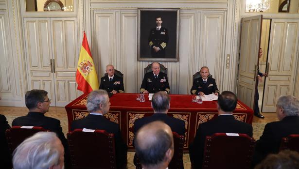 El Rey Juan Carlos preside la reunión del Real Patronato del Museo Naval